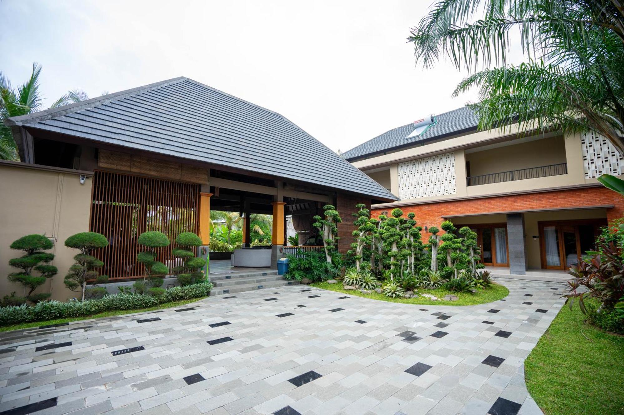 The Grand Villandra Resort Lovina المظهر الخارجي الصورة